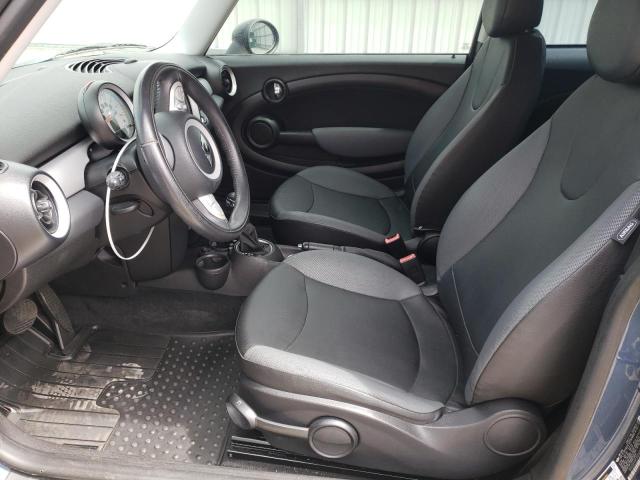 Photo 7 from auction – 2009 MINI COOPER with VIN WMWMF335X9TW78529