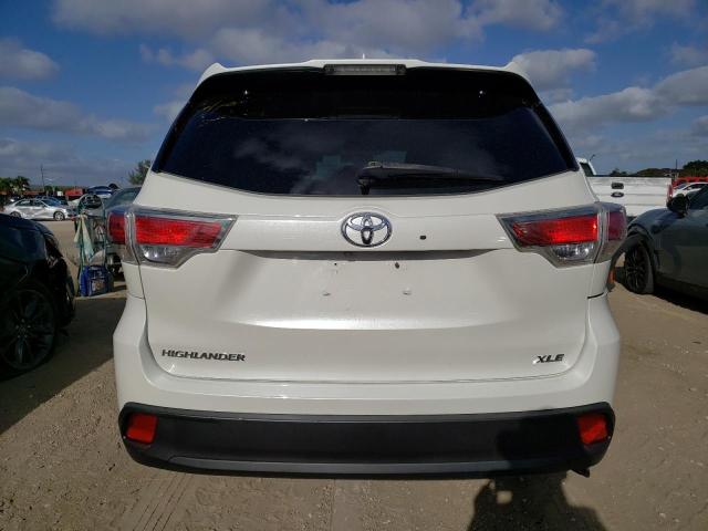 Photo 6 from auction – 2015 TOYOTA HIGHLANDER with VIN 5TDKKRFH8FS066094