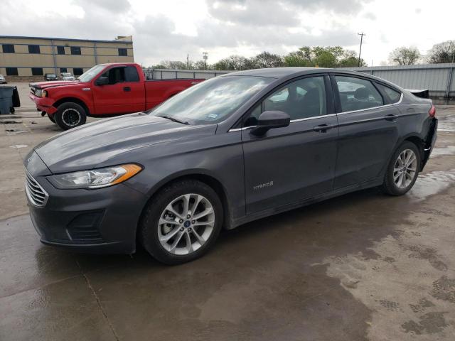 FORD FUSION SE 2019 with VIN 3FA6P0LU8KR256531 - Photo from auction