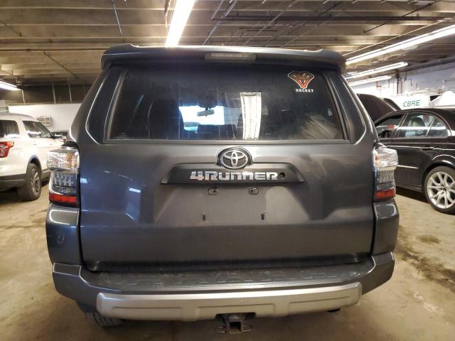 Photo 6 from auction – 2018 TOYOTA 4RUNNER SR with VIN JTEBU5JR6J5598943
