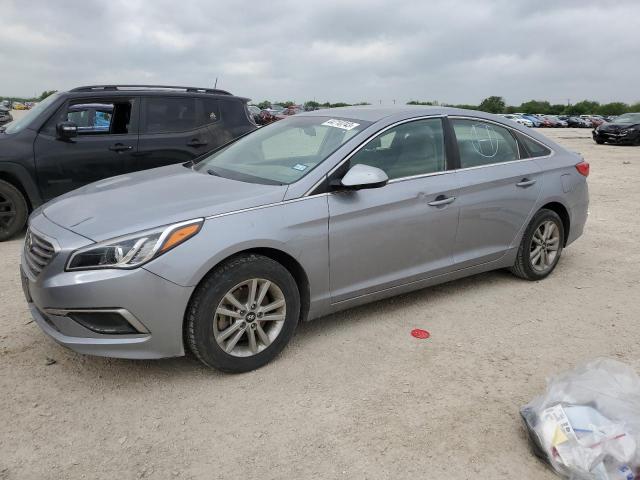 HYUNDAI SONATA SE 2017 with VIN 5NPE24AFXHH463532 - Photo from auction