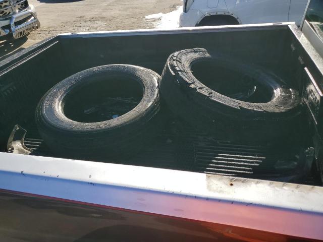 Photo 12 from auction – 2001 CHEVROLET SILVERADO with VIN 2GCEC19V211404408
