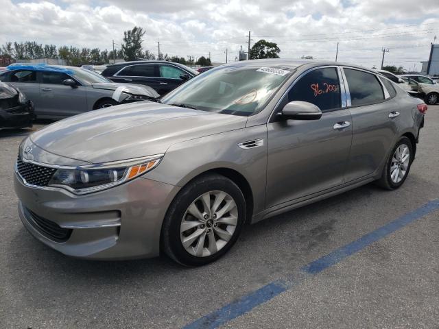 Photo 1 from auction – 2017 KIA OPTIMA EX with VIN 5XXGU4L38HG133406
