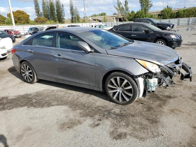 Photo 4 from auction – 2013 HYUNDAI SONATA SE with VIN 5NPEC4AB4DH757349