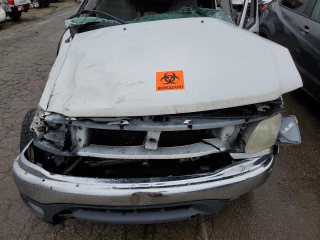 Photo 11 from auction – 2000 FORD F150 with VIN 1FTRX18W1YNB58640