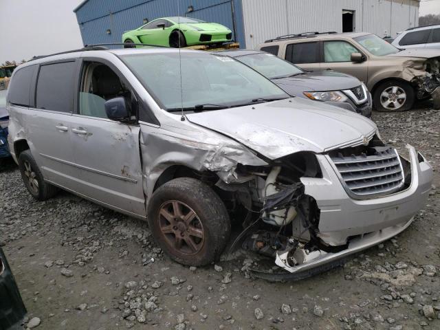 Photo 4 from auction – 2010 CHRYSLER TOWN & COU with VIN 2A4RR5DX8AR156869