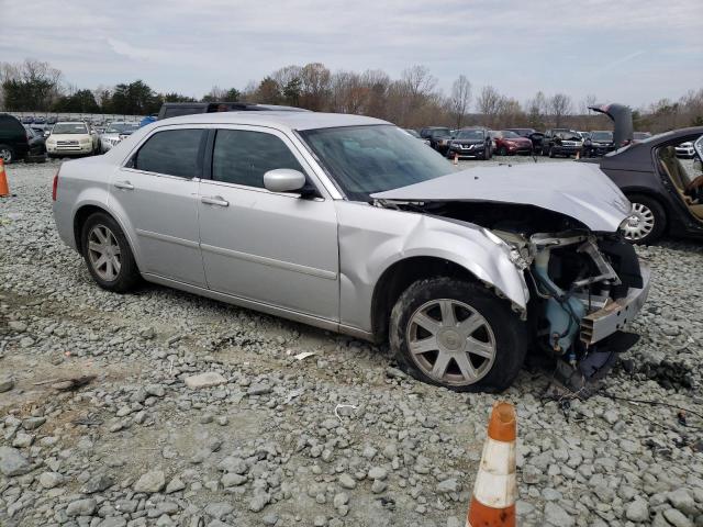 Photo 4 from auction – 2005 CHRYSLER 300 TOURIN with VIN 2C3AA53G45H636080