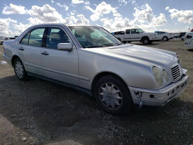 Photo 4 from auction – 1997 MERCEDES-BENZ E 320 with VIN WDBJF55F4VJ035959