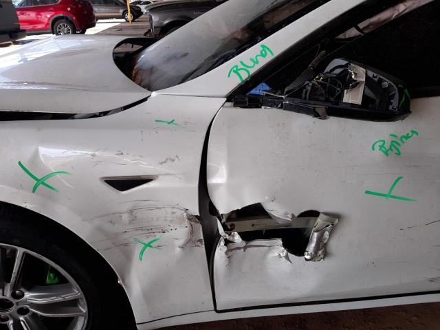 Photo 8 from auction – 2016 TESLA MODEL S with VIN 5YJSA1E20GF150305