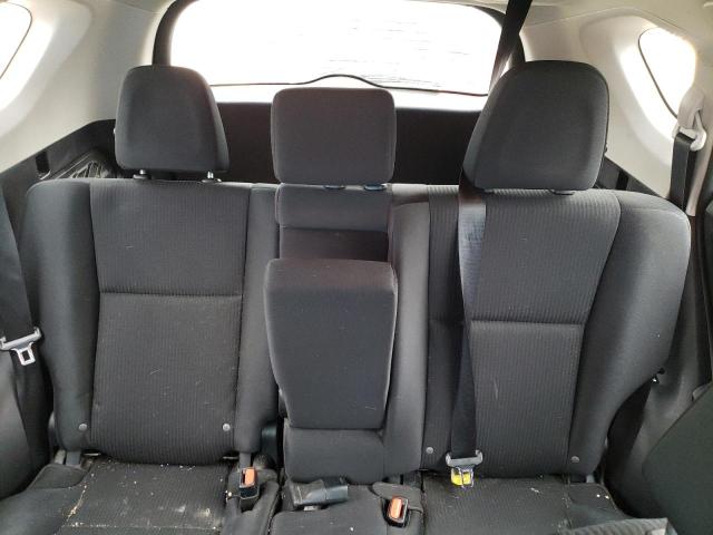 Photo 10 from auction – 2017 TOYOTA RAV4 LE with VIN 2T3BFREV2HW693693