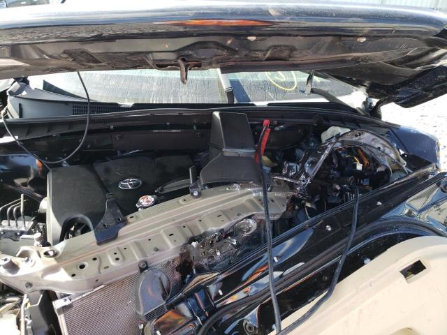 Photo 11 from auction – 2018 TOYOTA HIGHLANDER with VIN 5TDYZRFH1JS263462
