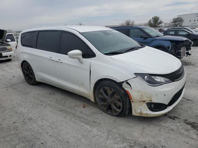 Photo 4 from auction – 2019 CHRYSLER PACIFICA T with VIN 2C4RC1FG4KR686688