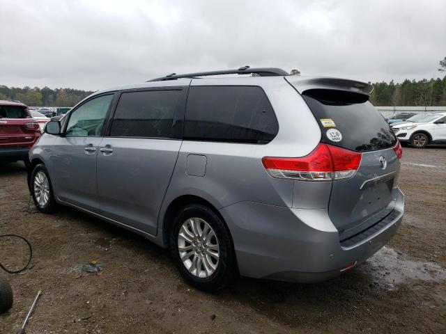 Photo 2 from auction – 2013 TOYOTA SIENNA XLE with VIN 5TDYK3DC5DS366882