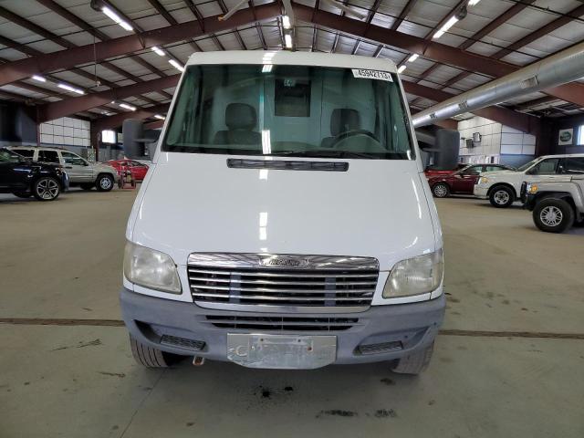 Photo 5 from auction – 2002 FREIGHTLINER SPRINTER 2 with VIN WD2YD641X25364055