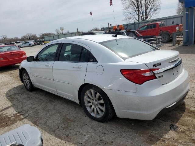 Photo 2 from auction – 2013 CHRYSLER 200 TOURIN with VIN 1C3CCBBG1DN711164