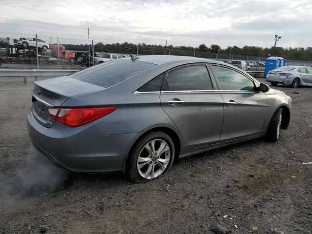 Photo 3 from auction – 2013 HYUNDAI SONATA SE with VIN 5NPEC4ACXDH534743