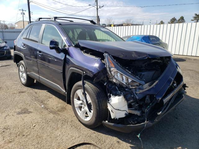 Photo 4 from auction – 2019 TOYOTA RAV4 XLE with VIN JTMP1RFV1KD009661