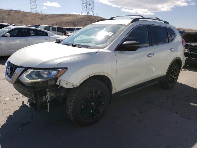 NISSAN ROGUE SV 2017 with VIN 5N1AT2MVXHC811873 - Photo from auction