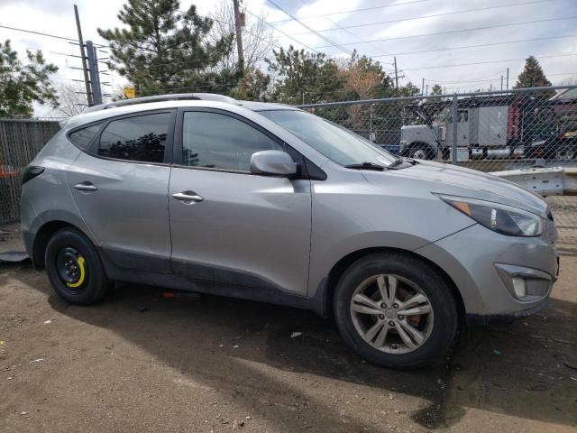 Photo 4 from auction – 2011 HYUNDAI TUCSON GLS with VIN KM8JUCACXBU294078