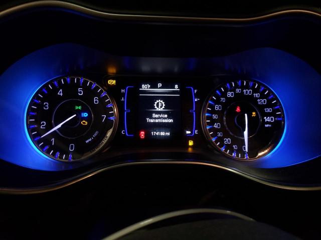 Photo 9 from auction – 2015 CHRYSLER 200 LIMITE with VIN 1C3CCCAB3FN611730