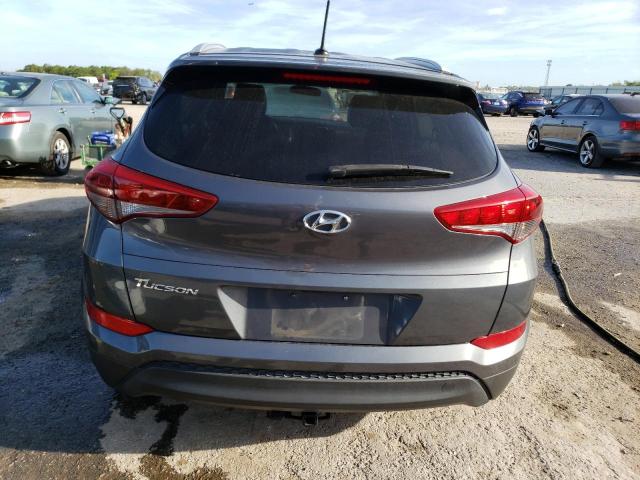 Photo 6 from auction – 2017 HYUNDAI TUCSON SE with VIN KM8J33A49HU593436