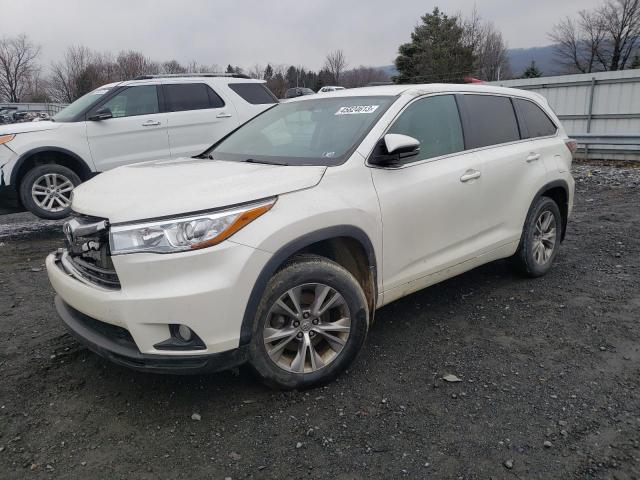 TOYOTA HIGHLANDER 2015 with VIN 5TDBKRFH8FS203633 - Photo from auction
