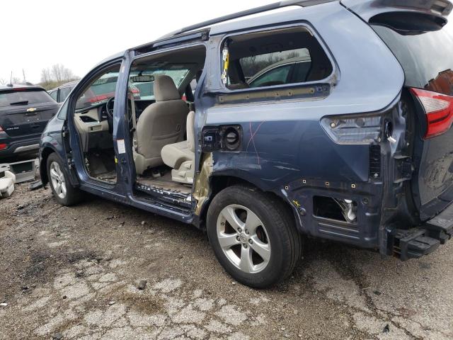 Photo 2 from auction – 2015 TOYOTA SIENNA LE with VIN 5TDKK3DCXFS567282