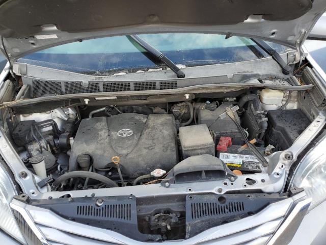 Photo 12 from auction – 2017 TOYOTA SIENNA LE with VIN 5TDJZ3DC0HS159030