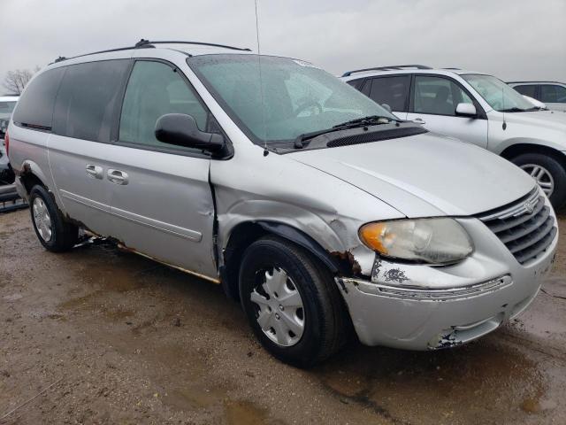 Photo 4 from auction – 2005 CHRYSLER TOWN AND C with VIN 2C4GP44R85R170582
