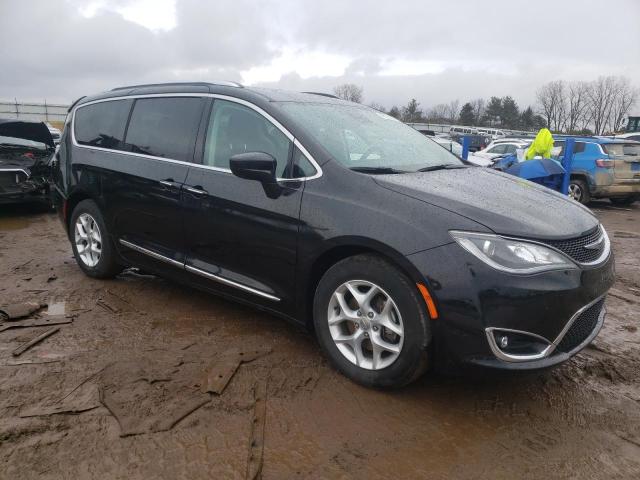Photo 4 from auction – 2017 CHRYSLER PACIFICA T with VIN 2C4RC1EG1HR525886