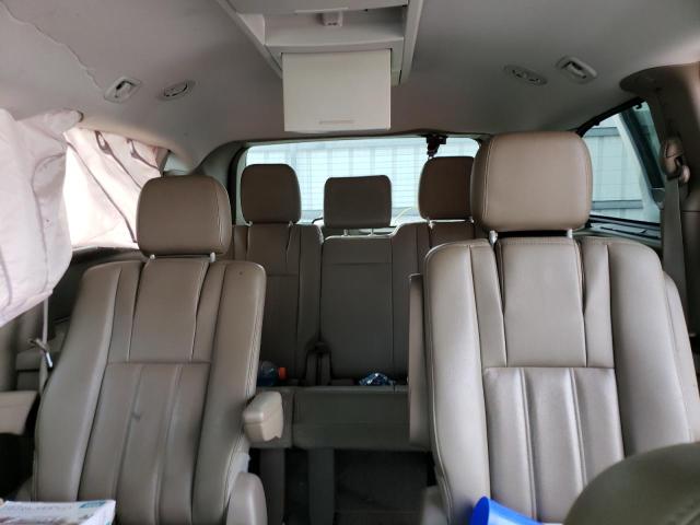 Photo 10 from auction – 2016 CHRYSLER TOWN & COU with VIN 2C4RC1BG7GR119291