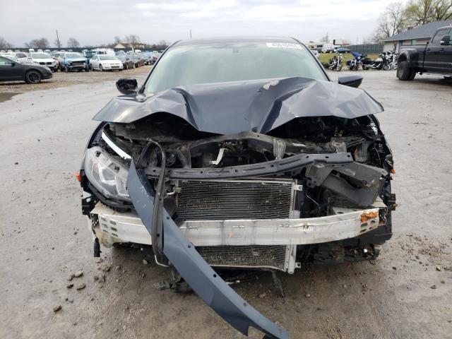 Photo 5 from auction – 2017 HONDA CIVIC LX with VIN 19XFC2F56HE056852