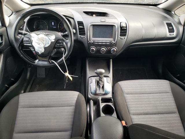 Photo 8 from auction – 2018 KIA FORTE LX with VIN 3KPFL4A77JE229871