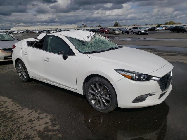 Photo 4 from auction – 2018 MAZDA 3 TOURING with VIN 3MZBN1V37JM176008