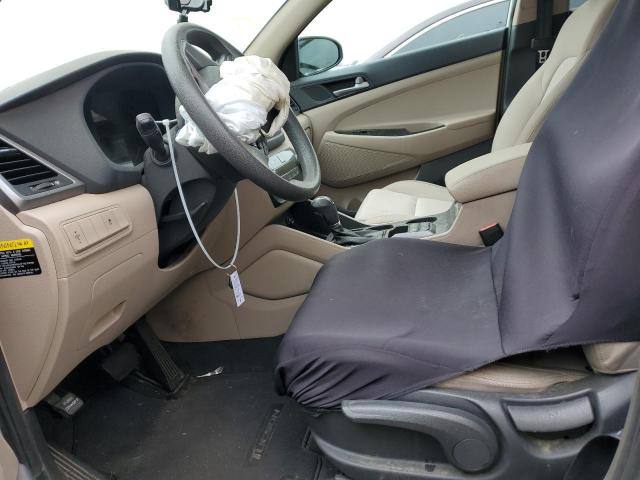 Photo 7 from auction – 2017 HYUNDAI TUCSON SE with VIN KM8J23A42HU580031