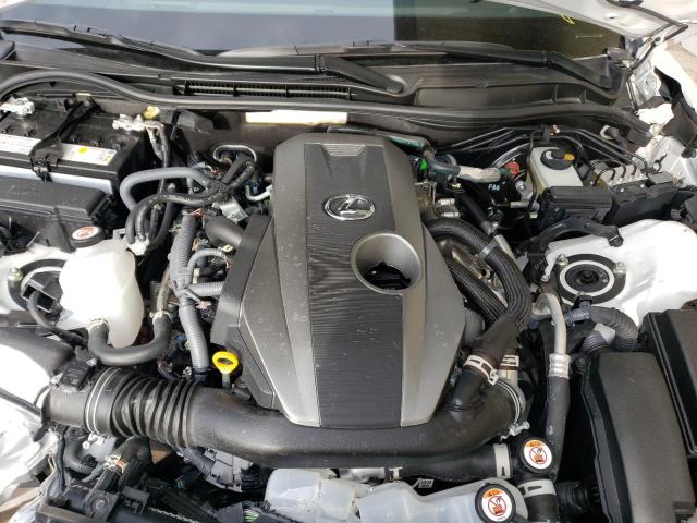 Photo 11 from auction – 2022 LEXUS IS 300 with VIN JTHAA1D20N5122885