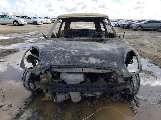 Photo 5 from auction – 2007 MINI COOPER with VIN WMWMF33517TU61075