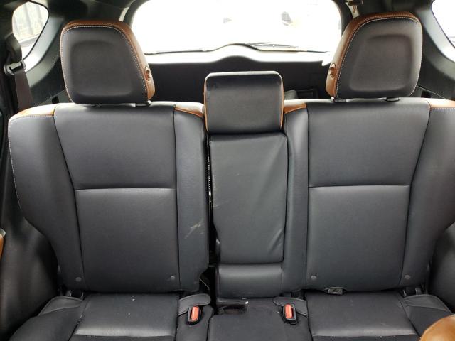 Photo 10 from auction – 2018 TOYOTA RAV4 SE with VIN JTMJFREV9JJ187939