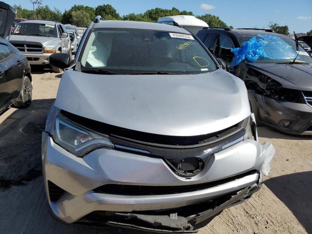 Photo 5 from auction – 2018 TOYOTA RAV4 LE with VIN JTMZFREV2JJ169074