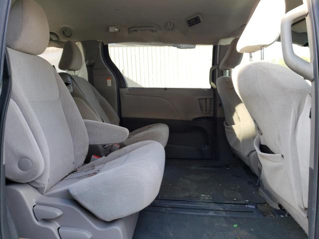 Photo 11 from auction – 2016 TOYOTA SIENNA LE with VIN 5TDKK3DC4GS703231
