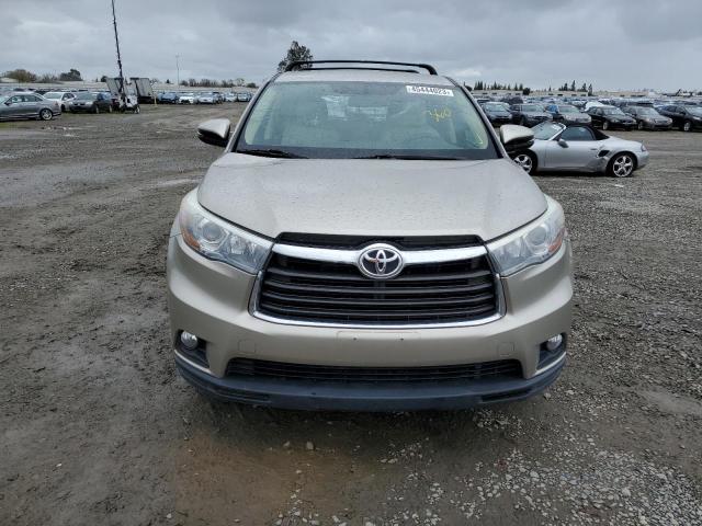 Photo 5 from auction – 2015 TOYOTA HIGHLANDER with VIN 5TDBKRFH9FS200417