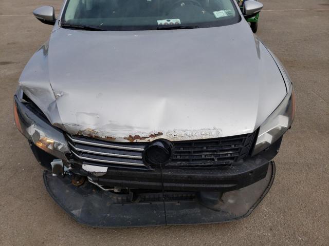 Photo 11 from auction – 2012 VOLKSWAGEN PASSAT SEL with VIN 1VWCH7A33CC030181