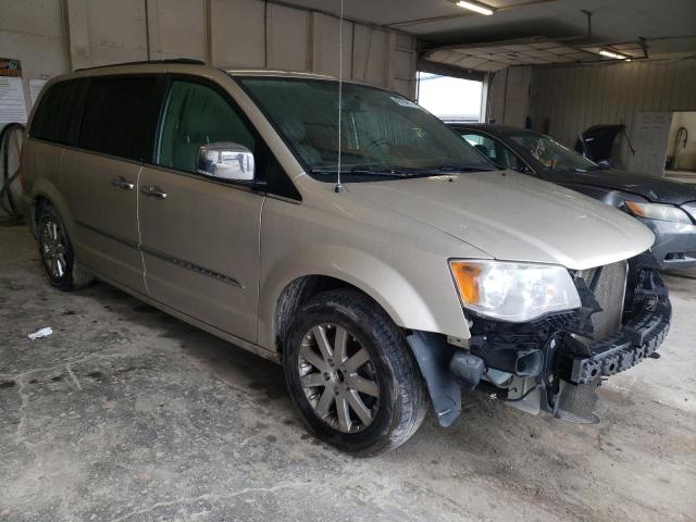 Photo 4 from auction – 2012 CHRYSLER TOWN & COU with VIN 2C4RC1CG4CR369127