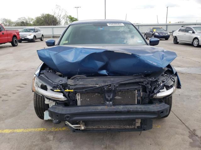 Photo 5 from auction – 2017 VOLKSWAGEN JETTA S with VIN 3VW2B7AJ6HM327222