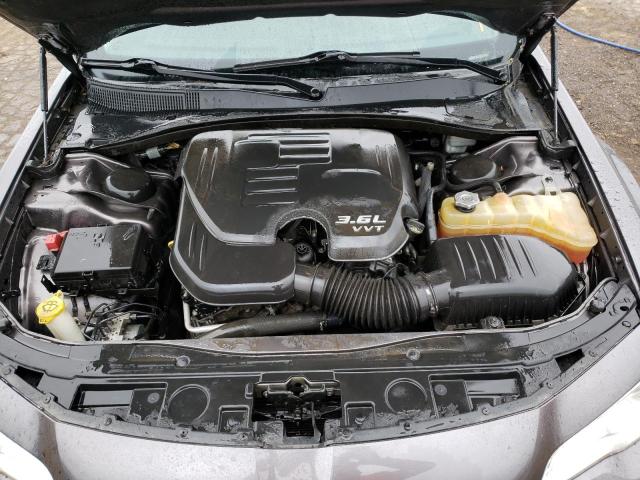 Photo 11 from auction – 2015 CHRYSLER 300 LIMITE with VIN 2C3CCARG9FH842354