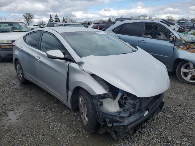 Photo 4 from auction – 2016 HYUNDAI ELANTRA SE with VIN 5NPDH4AE1GH696165