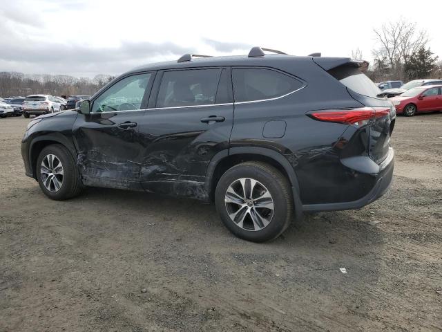 Photo 2 from auction – 2022 TOYOTA HIGHLANDER with VIN 5TDHZRBH6NS569178