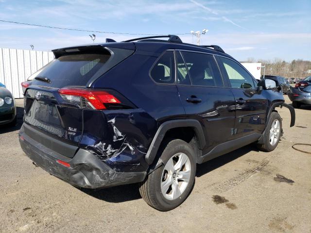 Photo 3 from auction – 2019 TOYOTA RAV4 XLE with VIN JTMP1RFV1KD009661