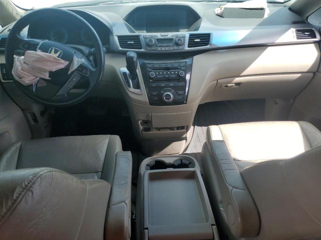Photo 8 from auction – 2011 HONDA ODYSSEY TO with VIN 5FNRL5H97BB104942