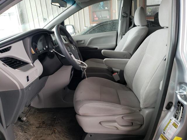 Photo 7 from auction – 2017 TOYOTA SIENNA with VIN 5TDZZ3DC6HS845575